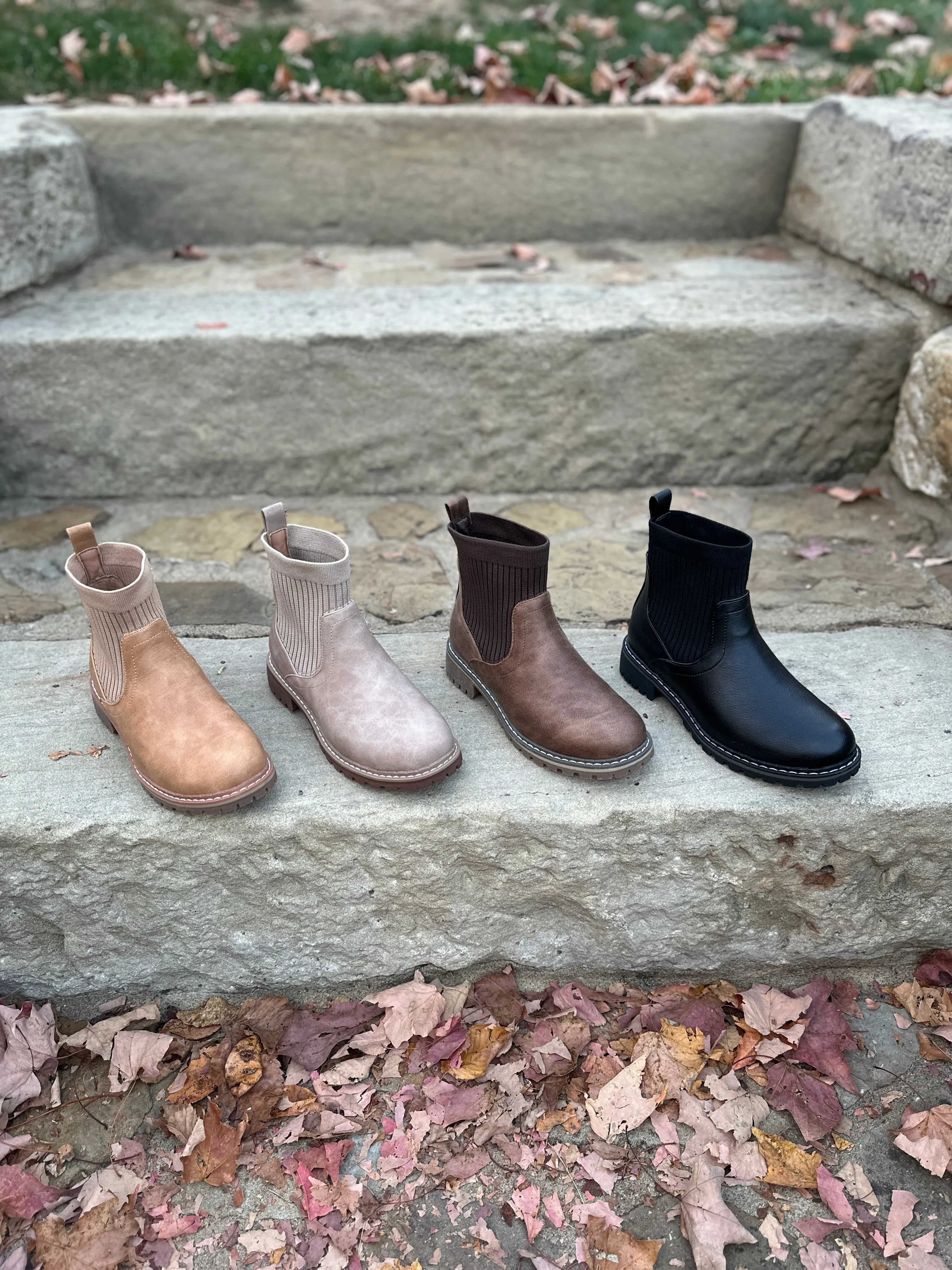 Corkys Camel Cabin Fever Boot