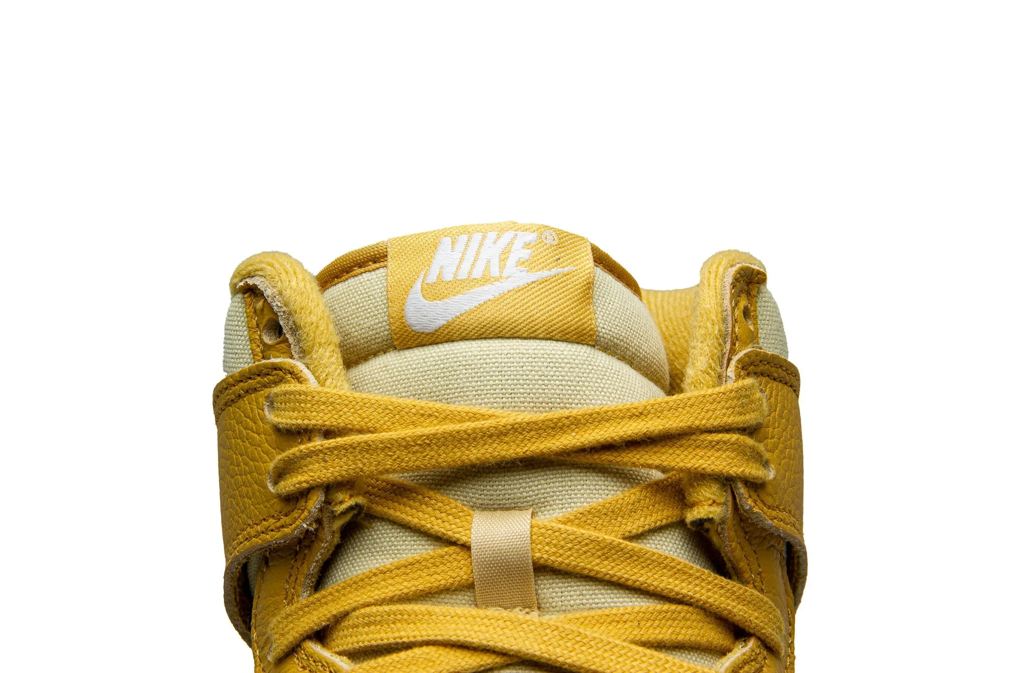 Nike Dunk High Retro PRM "Gold Canvas" - Men