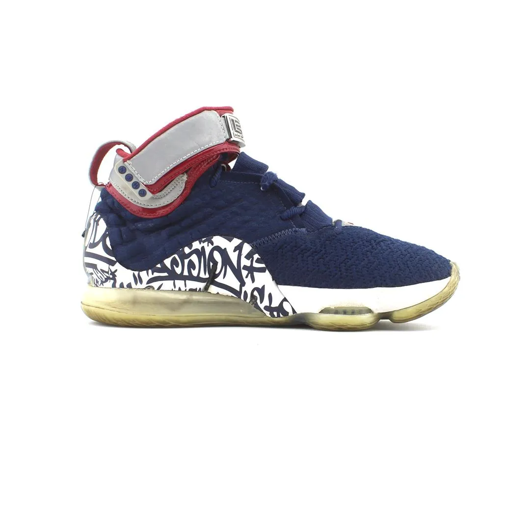 NIKE LEBRON 4