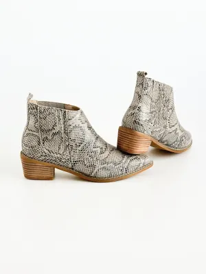 Reptile Print Pointed Ankle Boots